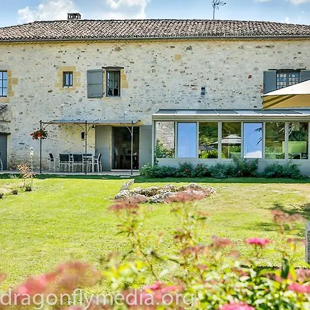 Le Grand Cedre